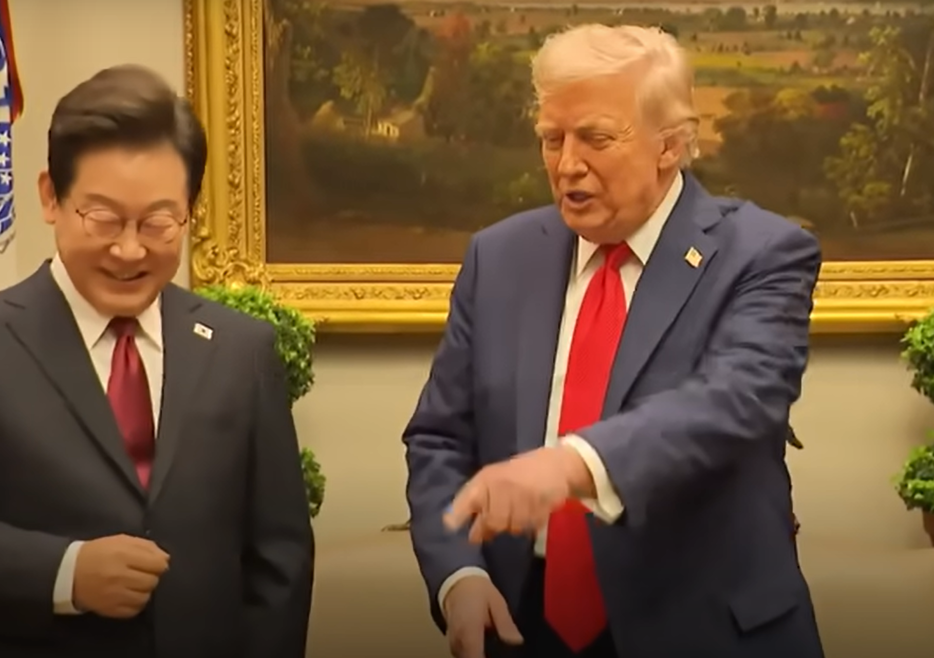 이재명 볼펜, 트럼프 볼펜, 이재명 펜, 트럼프 펜, 펜, 골프채, 볼펜, 이재명 대통령, 트럼프 대통령, 선물, 펜 선물, 볼펜 선물