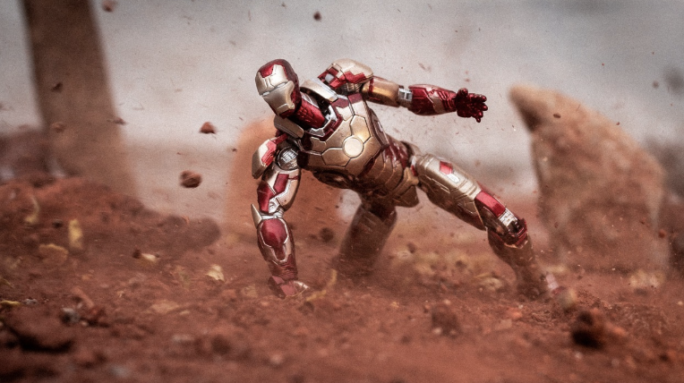 <아이언맨>으로 배우는 공학의 세계 - 기계공학의 집약체, 프로토타이핑, 공학과 상상력의 융합