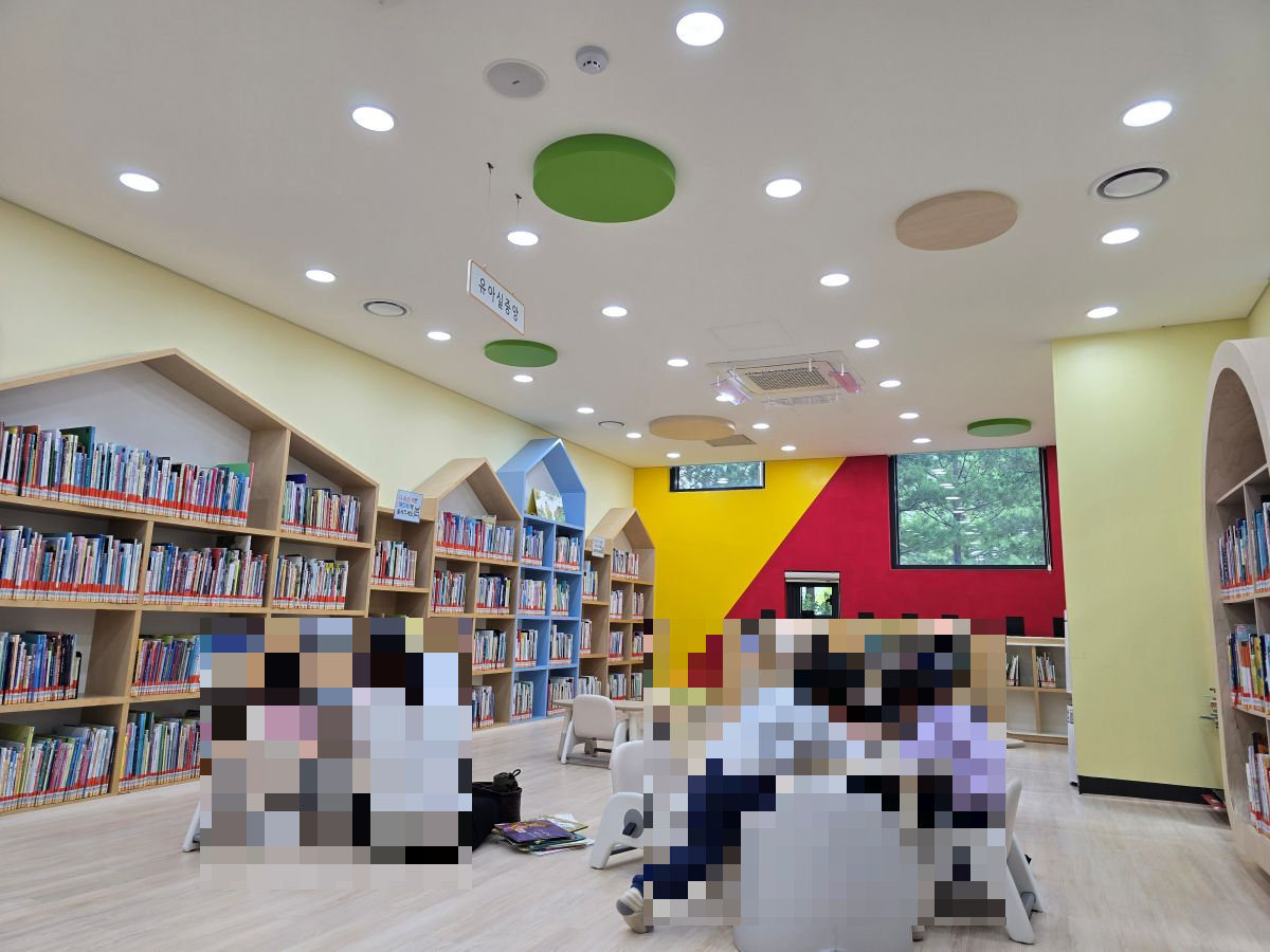 원신흥도서관-내부