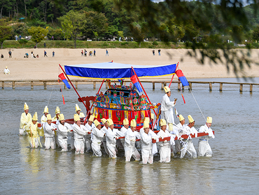 2025 영주 무섬 외나무다리 축제 &mdash; 물 위에서 즐기는 전통과 감성의 가을 축제