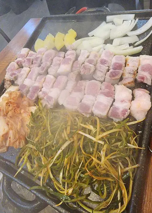 다리미삼겹살 여수학동점