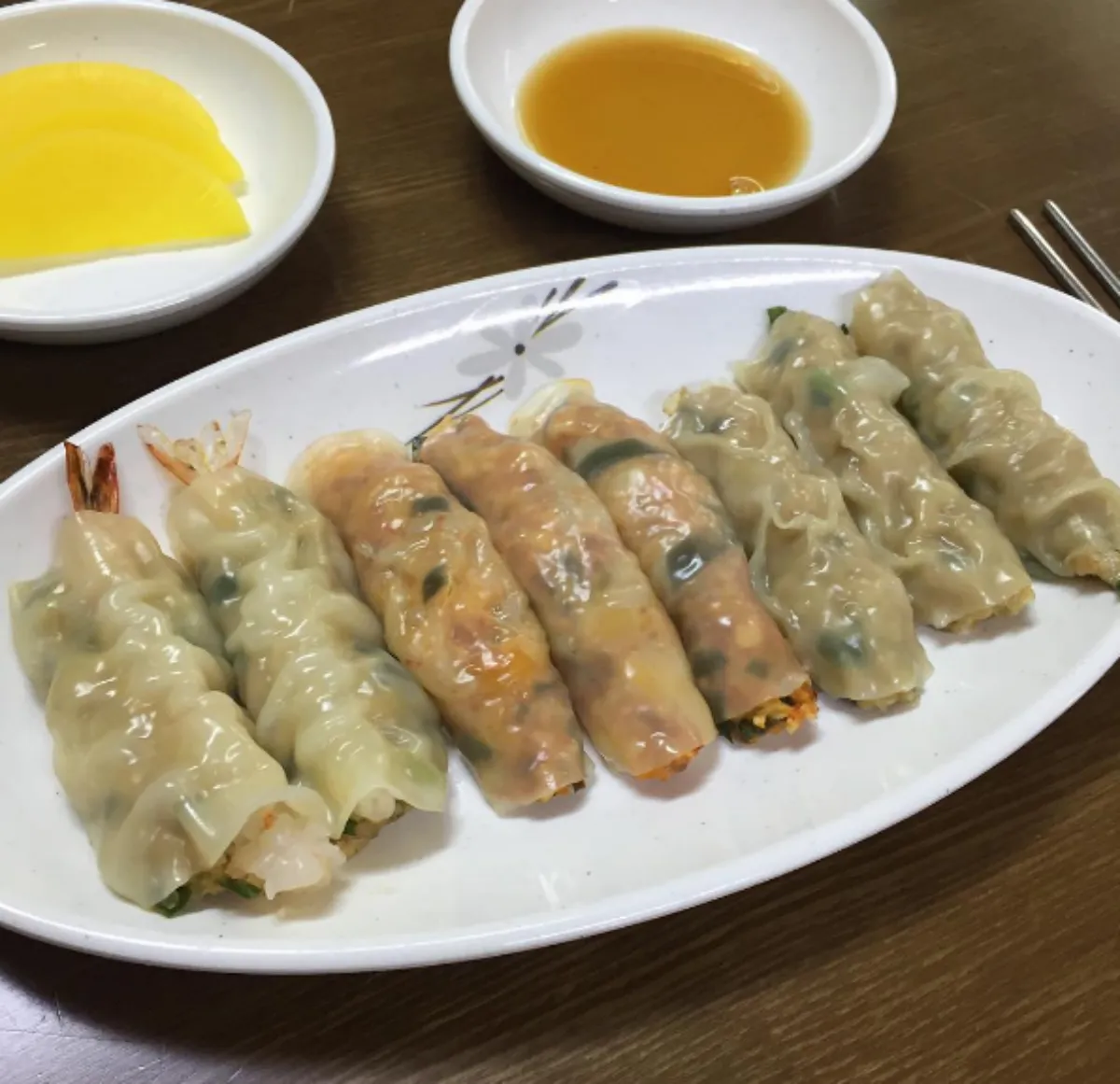 마늘 닭강정 만두 순대