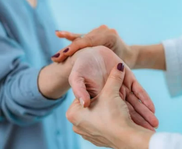 손목터널증후군 증상과 치료법 수술