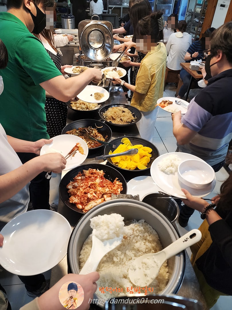 밥집 셀프 배식대