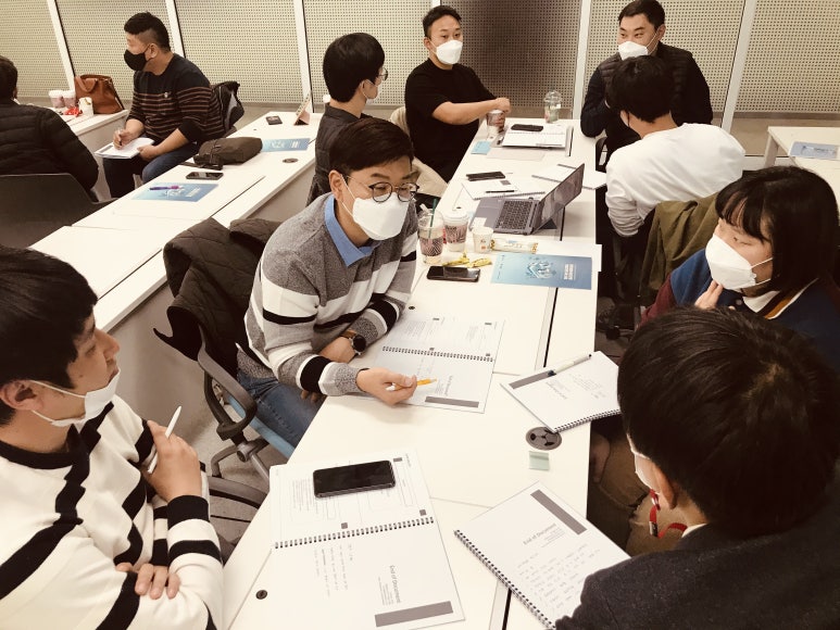 대구지역 IT중소기업 PM/PL을 위한 '커뮤니케이션과 리더십 함양' 강의