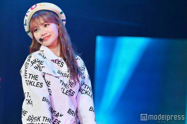 김채원 사진 모음 김채원 사진 모음