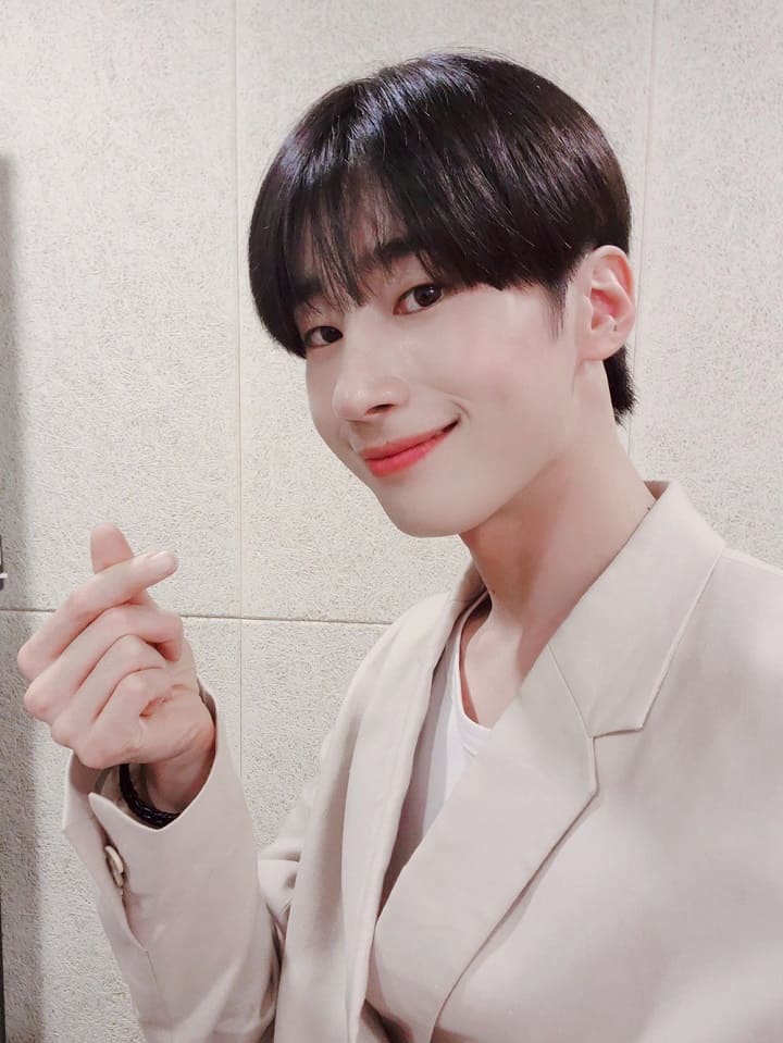 2024 한승우 팬미팅 ‘InvitatiONE’ 티켓 예매, 팬클럽 인증, 일정, 좌석배치도, 멜론 티켓