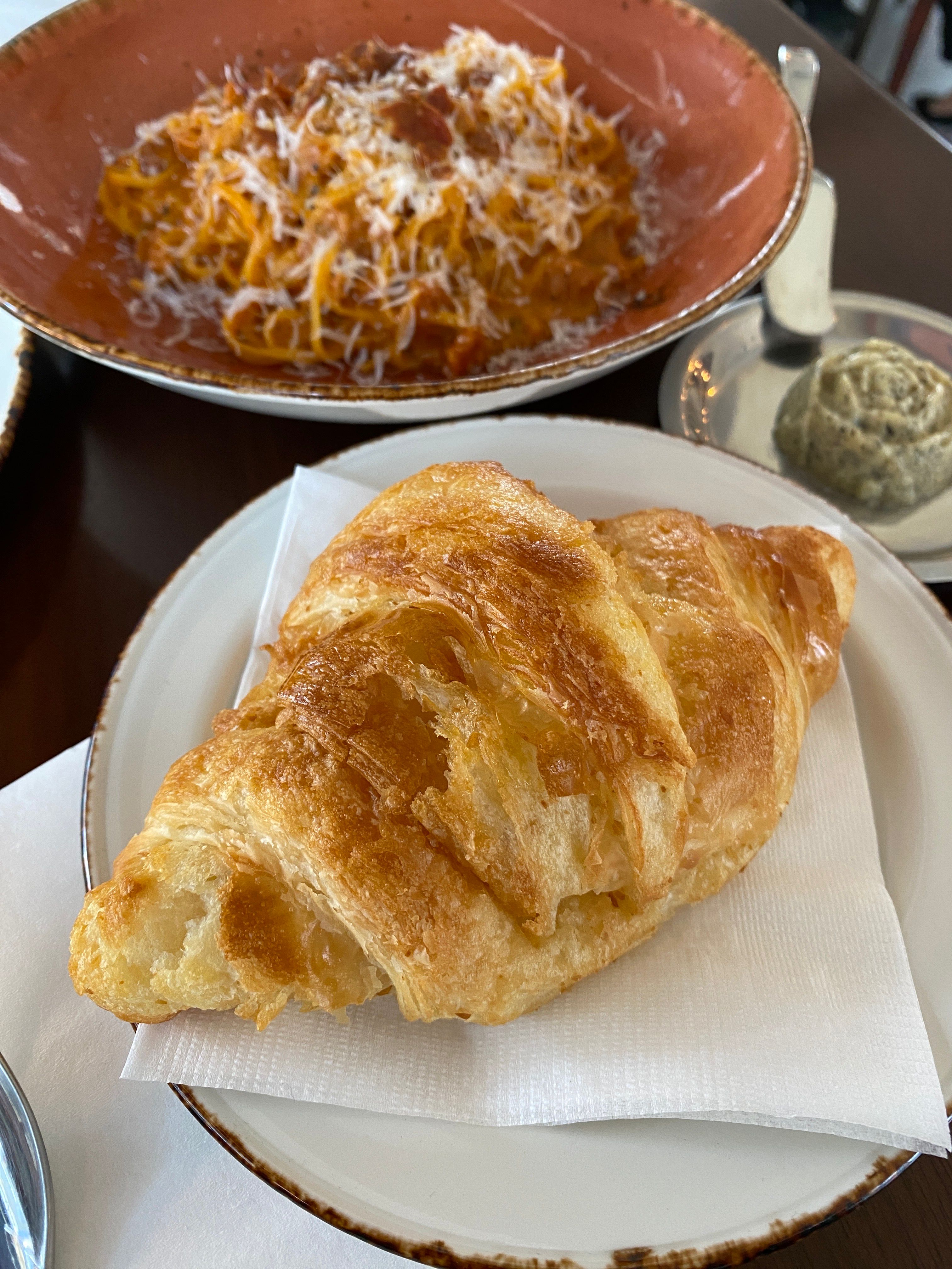 [압구정 로데오 맛집/ 브런치] 오르조 르브텀 - 신상 브런치 맛집