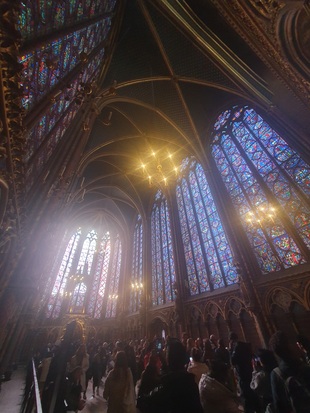 생트샤펠-성당-내부-모습