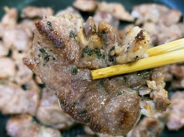 잘-구워진-돼지목살