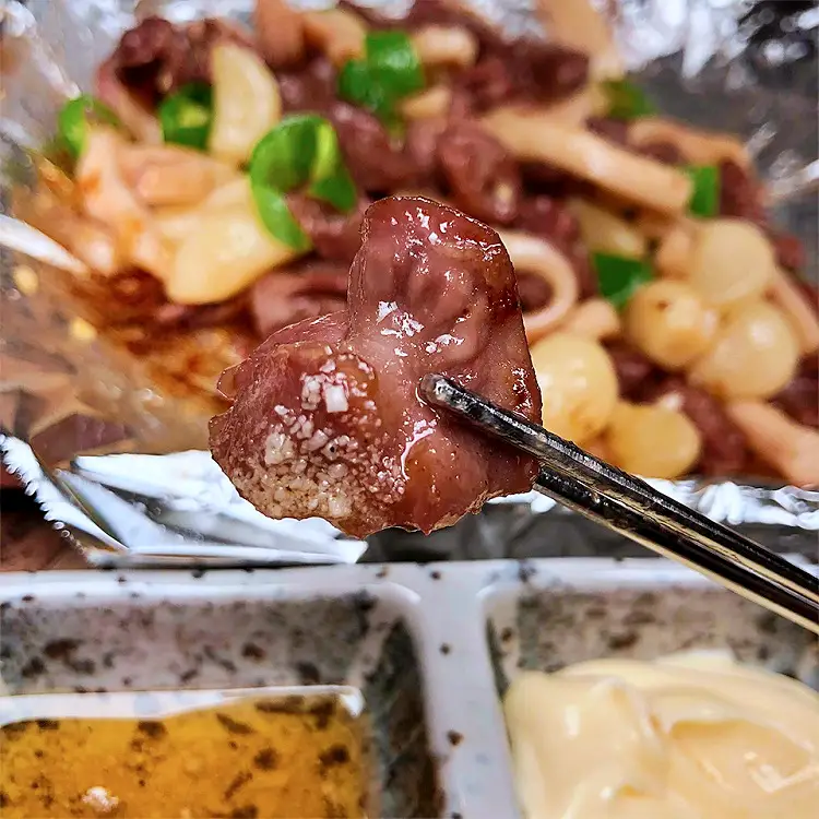 투데이 맛있는 메뉴 닭 특수부위 연골, 안창살, 닭껍질, 허벅지살, 닭목살 숯불 구이 맛있는 식당 추천 부산 남천동 맛집