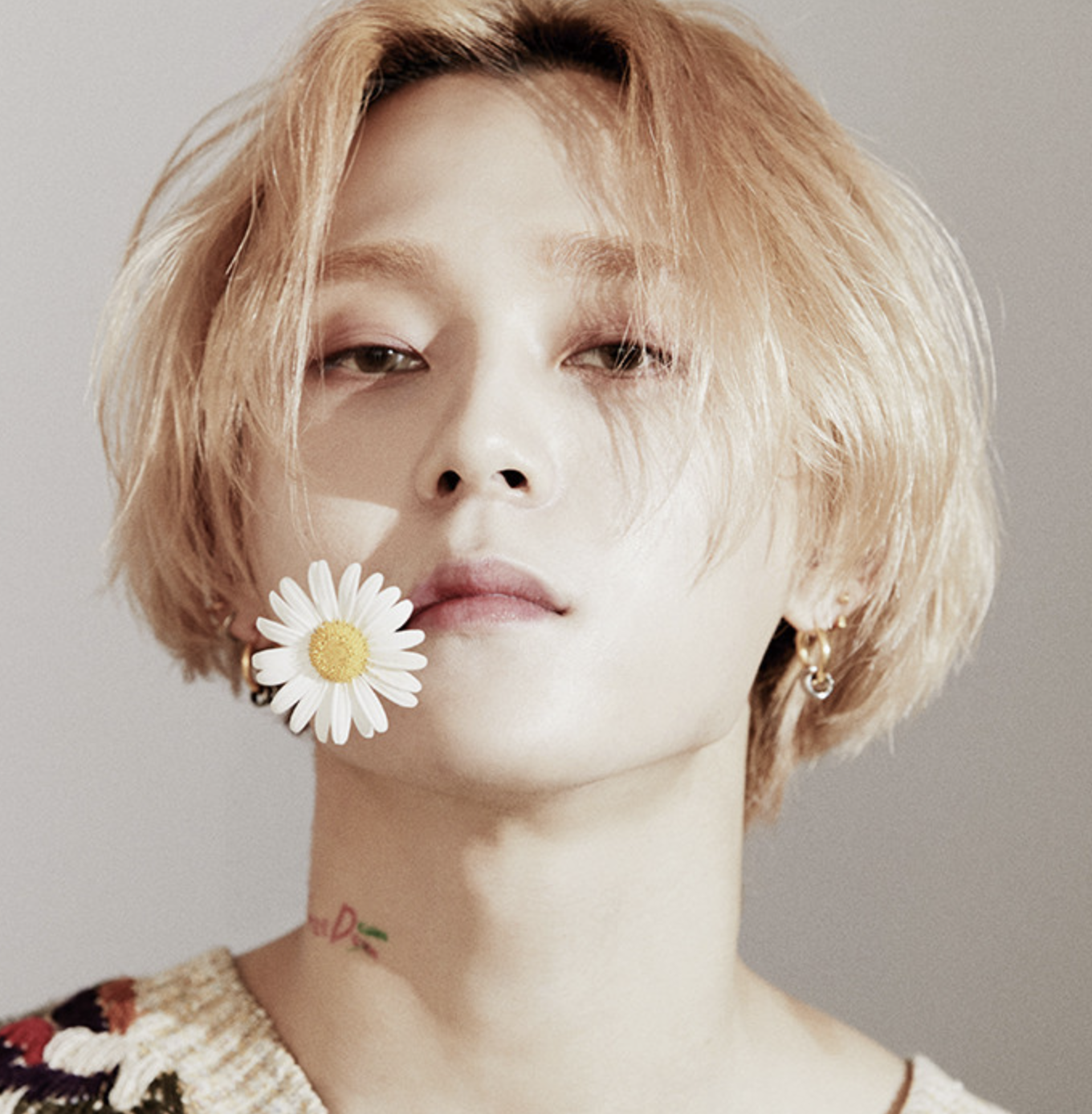 던 외모