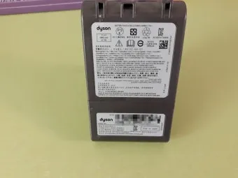 다이슨 배터리 빨간불 문제 발생 시 대처법 및 수리 팁_19