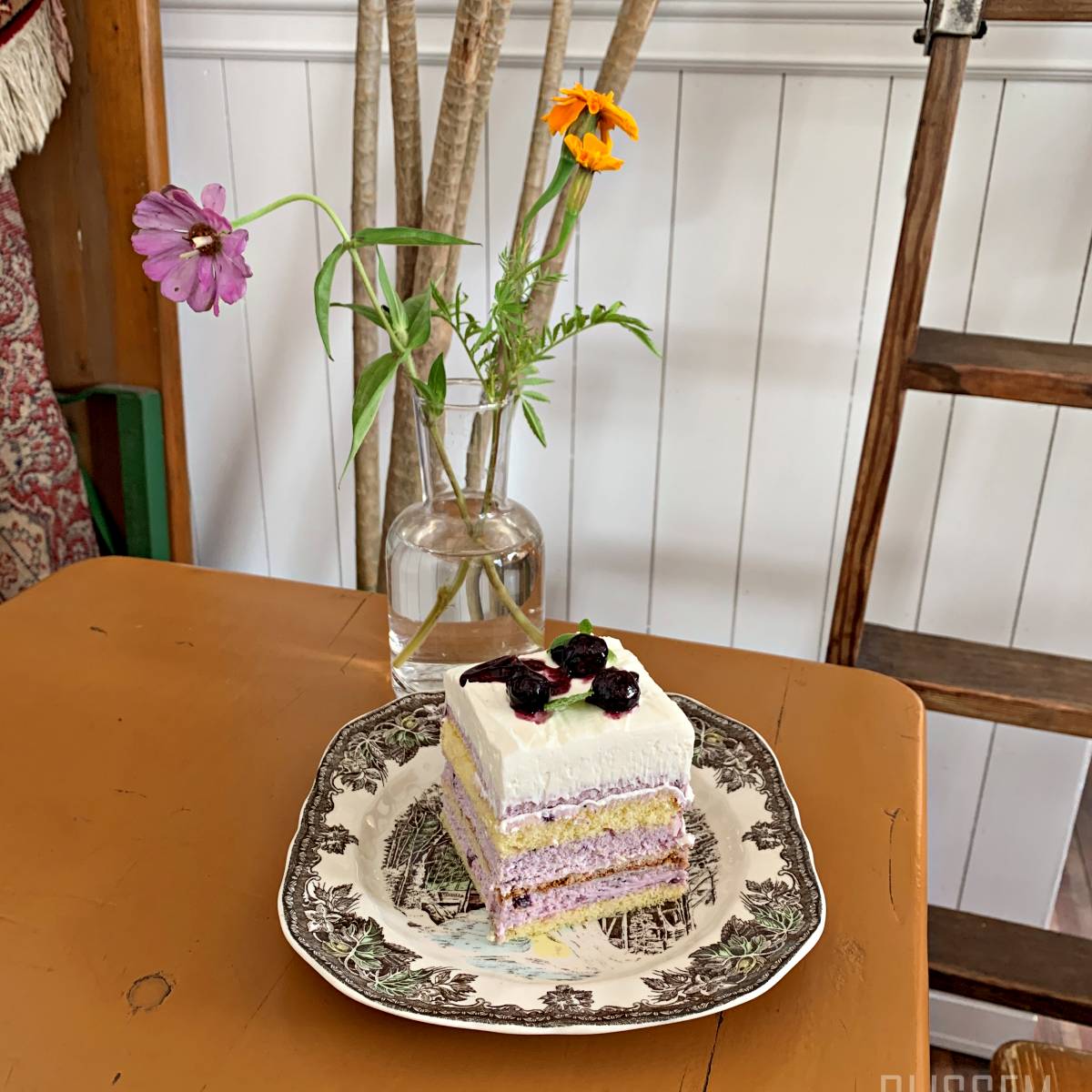 더현대팝업-브레니파이칸틴-용리단길카페-용리단길맛집-용산카페추천-용산맛집-핫한카페-파이맛집-과일케이크