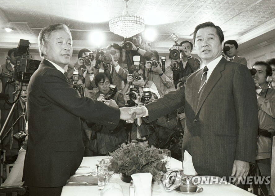 최형우 전 장관 국회의원 경력과 정치사 관련 자료 2