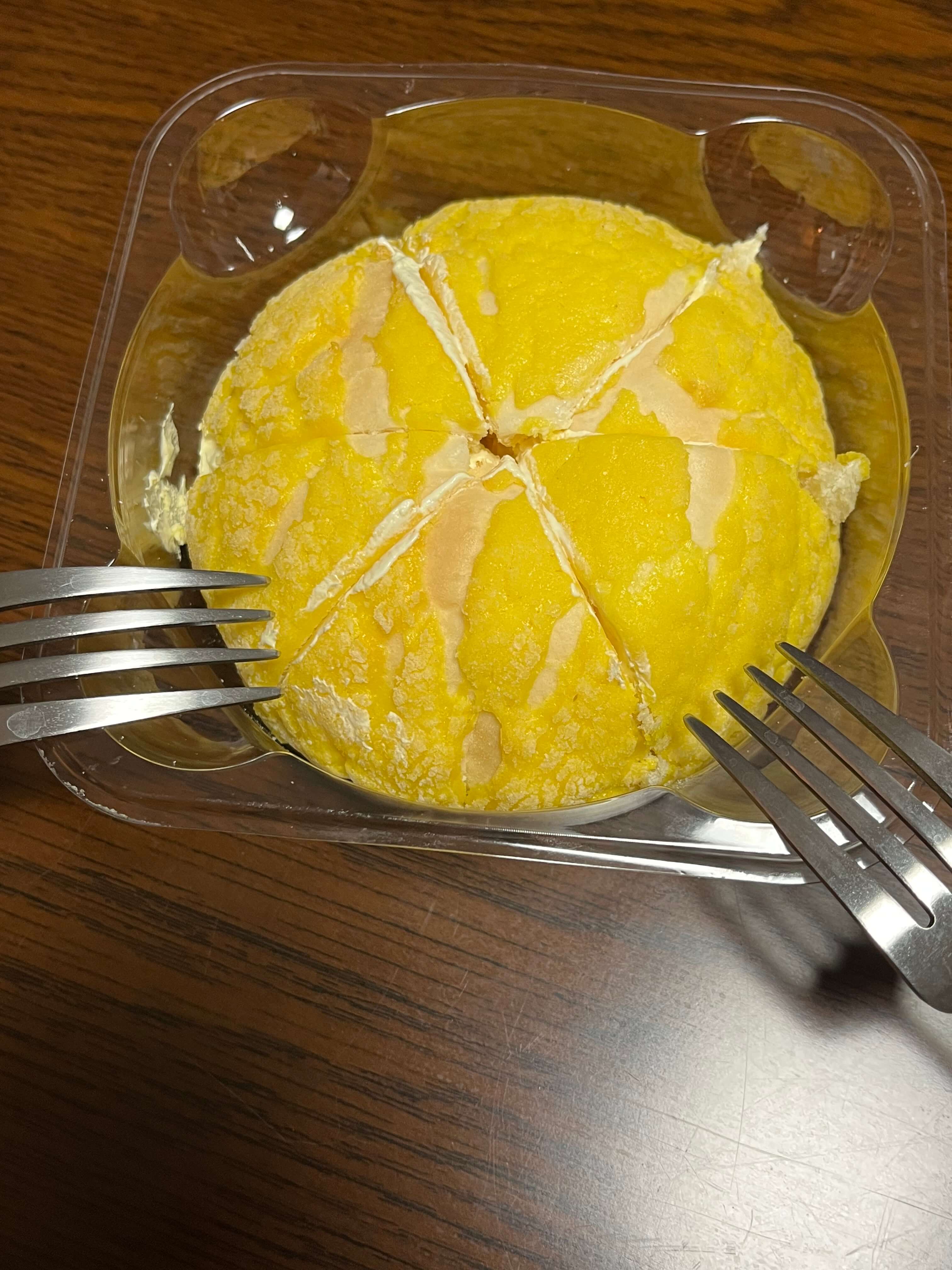 CU 연세우유 옥수수크림빵 - 편의점 인기 아이템 - 맛있는 빵 - 내돈내산