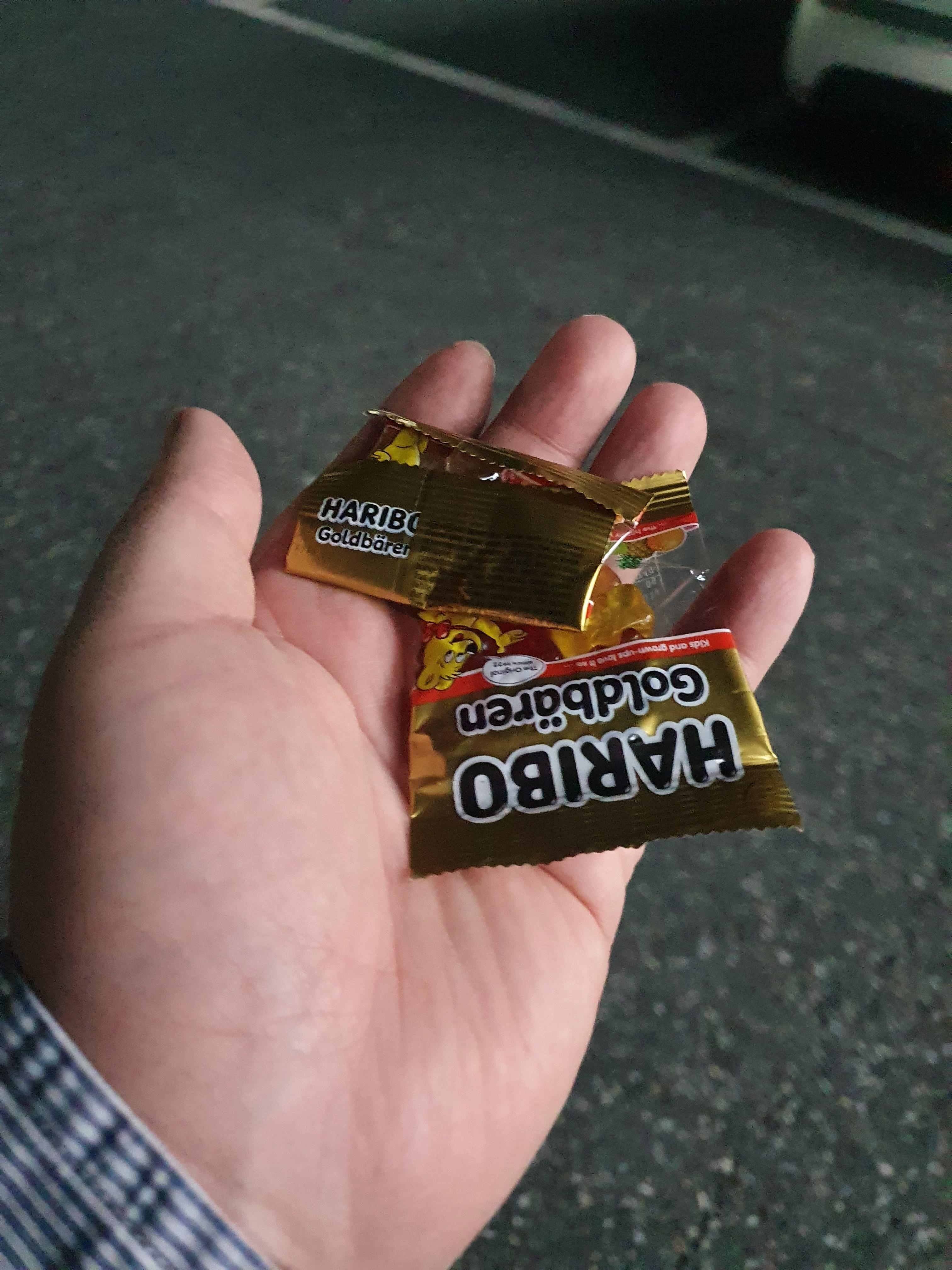 인사 잘해서 받은 하리보 젤리!