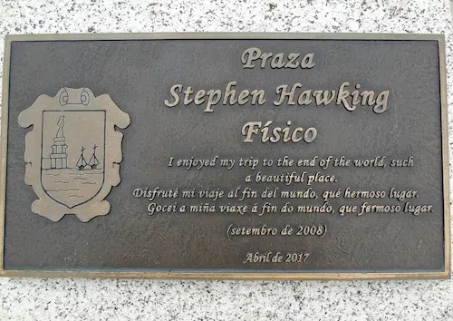 현대 물리학의 거장 스티븐 호킹박사는 케임브리지 출신입니다