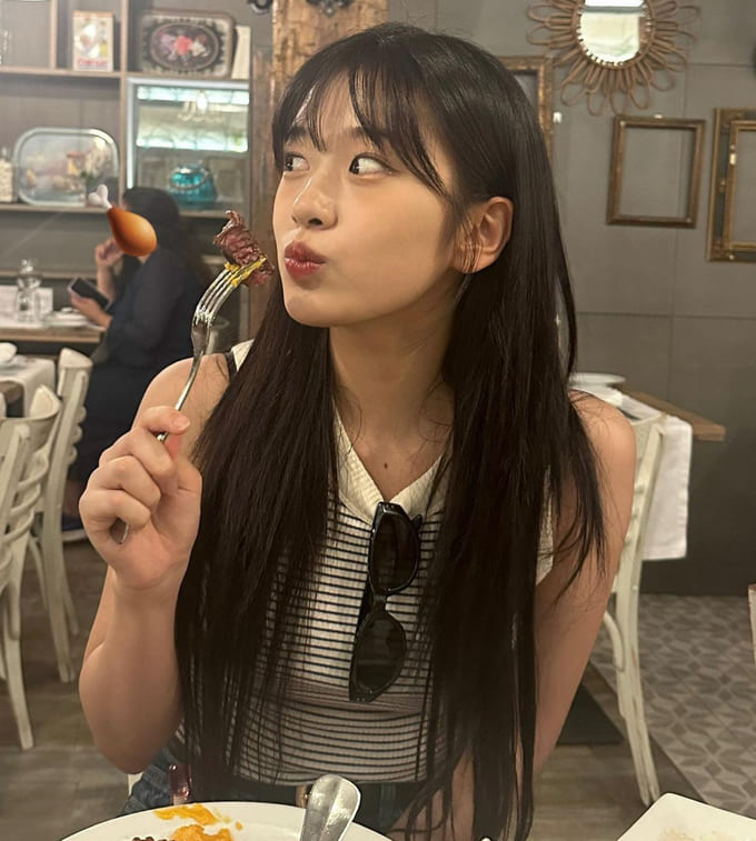 아이브 안유진 사복