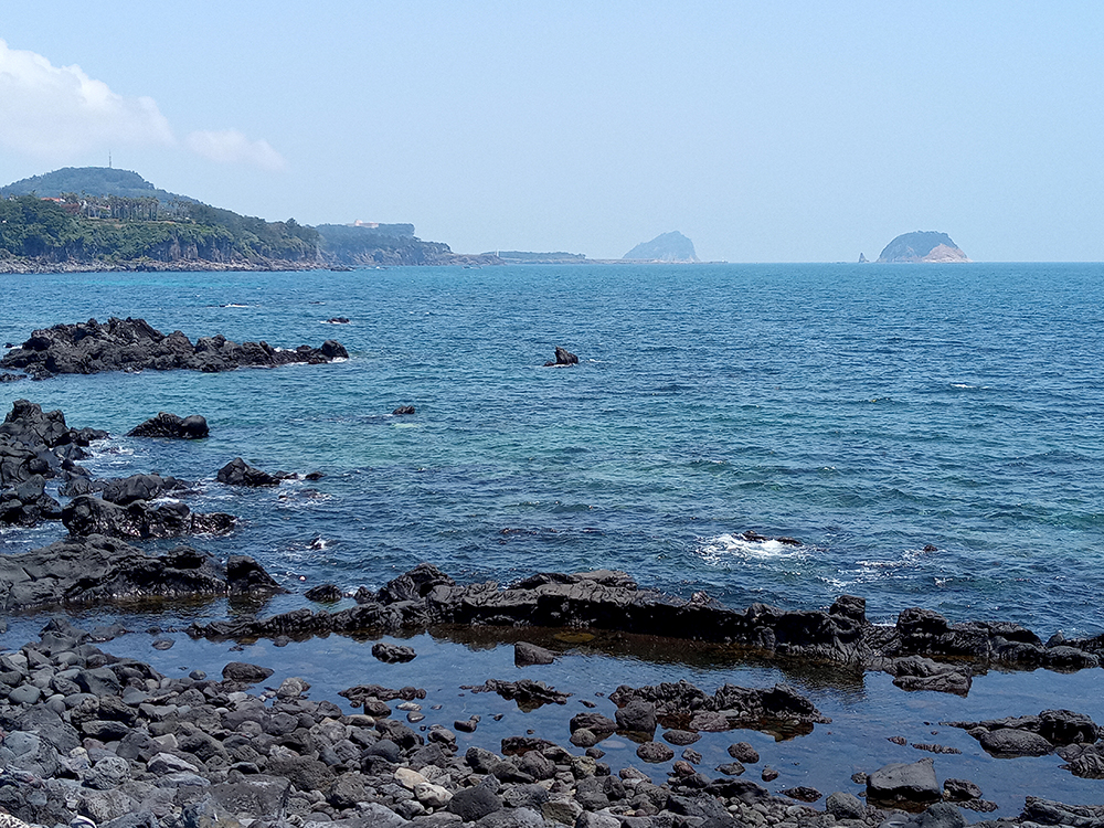 제주 바다 끼고 동네 한 바퀴