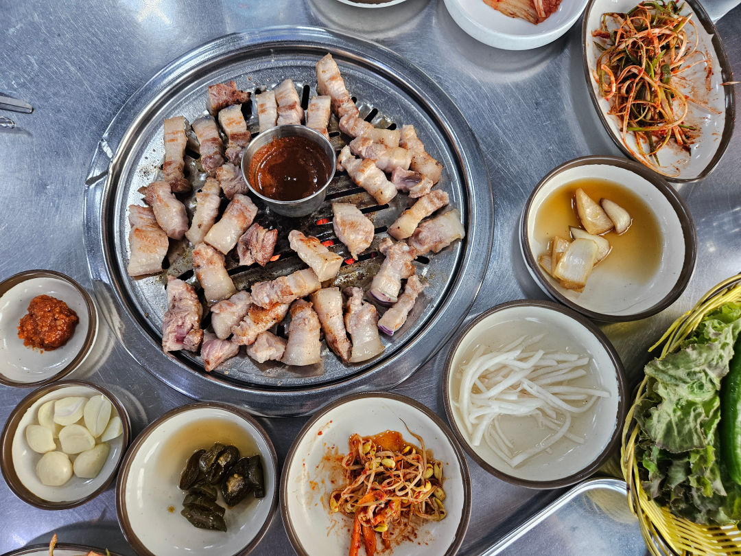 명리동 식당 흑돼지삼겹