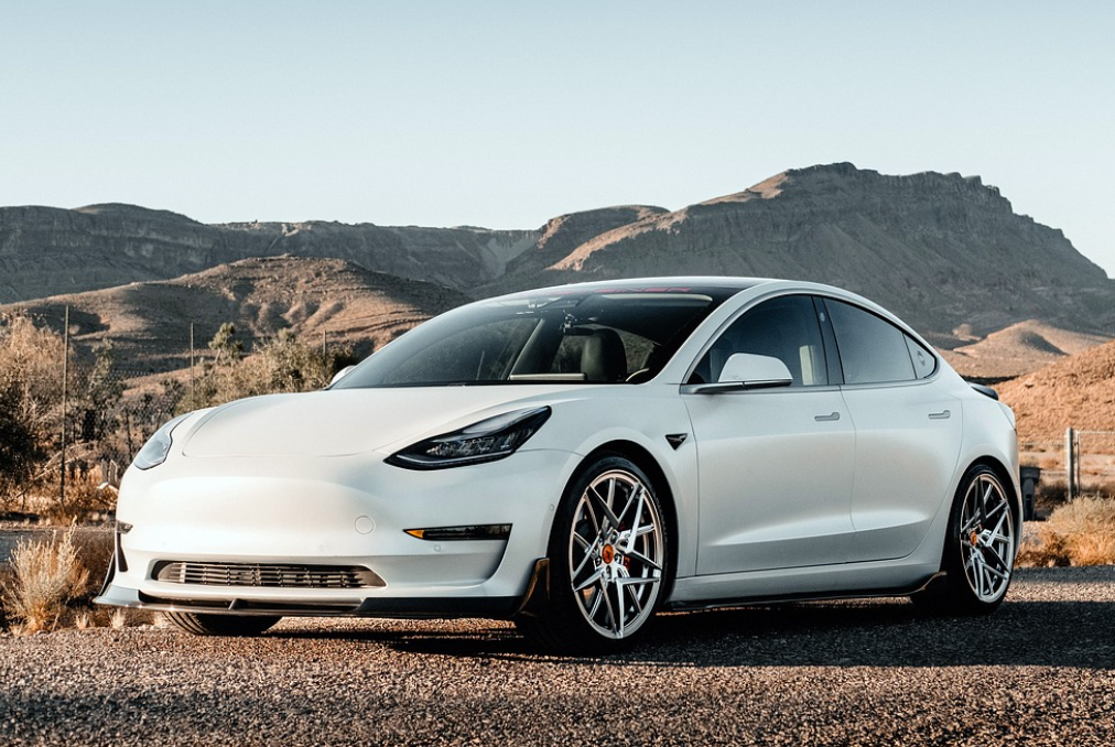 일론 머스크의 비전과 영향력