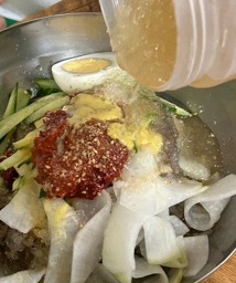 육수부어먹는냉면