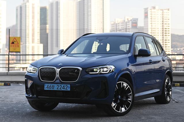BMW iX3 M 스포츠 패키지