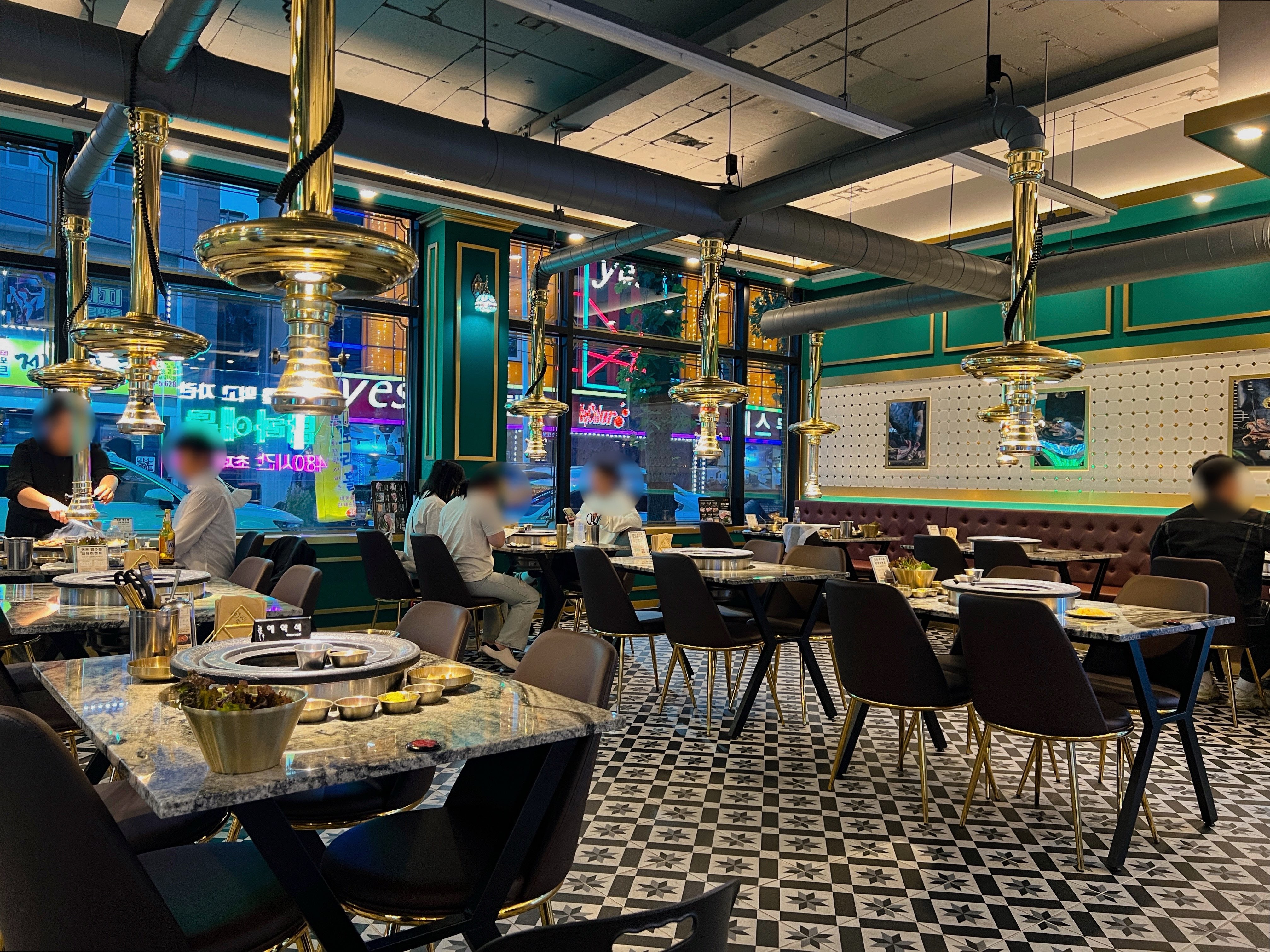 광주숙성돼지고기맛집 퀸돈