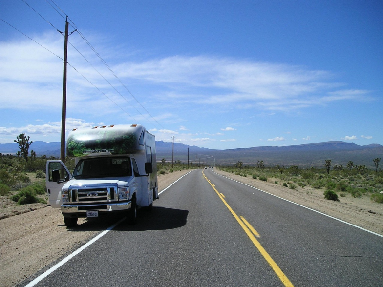 로드 트립: 차를 타고 떠나는 여행의 매력과 준비 사항