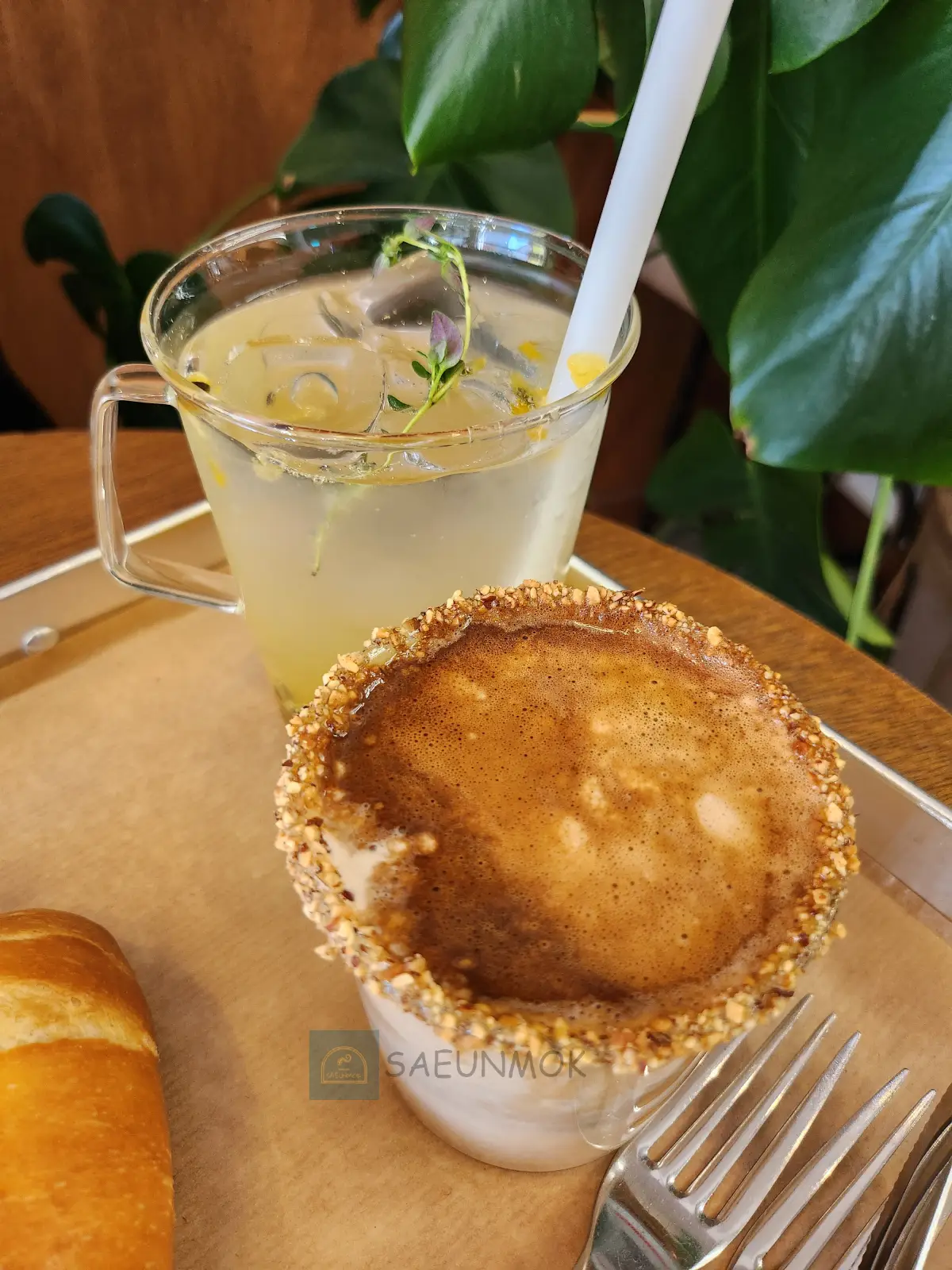 수원-행궁-호작도커피-패션후르츠-에이드