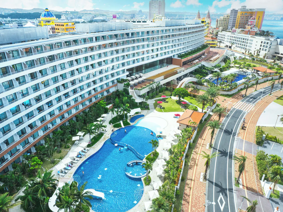 Hilton Okinawa Chatan Resort