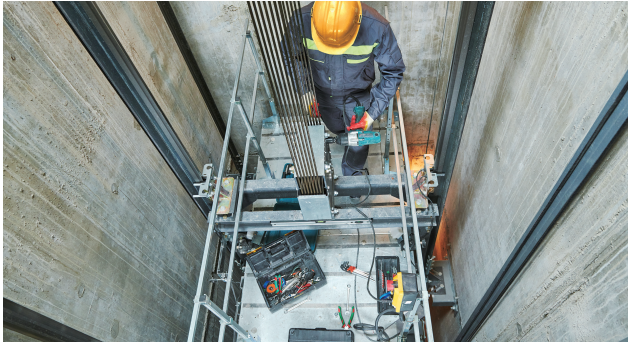 기계장비설치 및 정비원-하는일-업무환경-되는법-학과,-전망