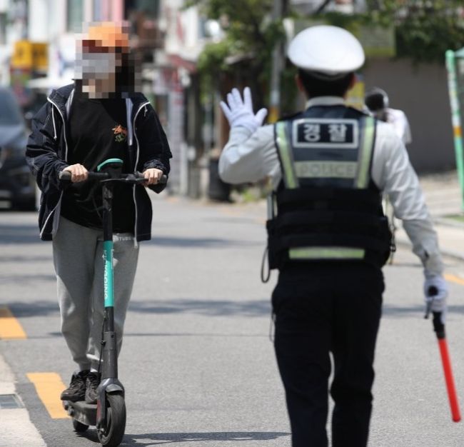 2025 전동킥보드 단속 강화-헬멧 단속, 인도주행 과태료, 번호판 규정