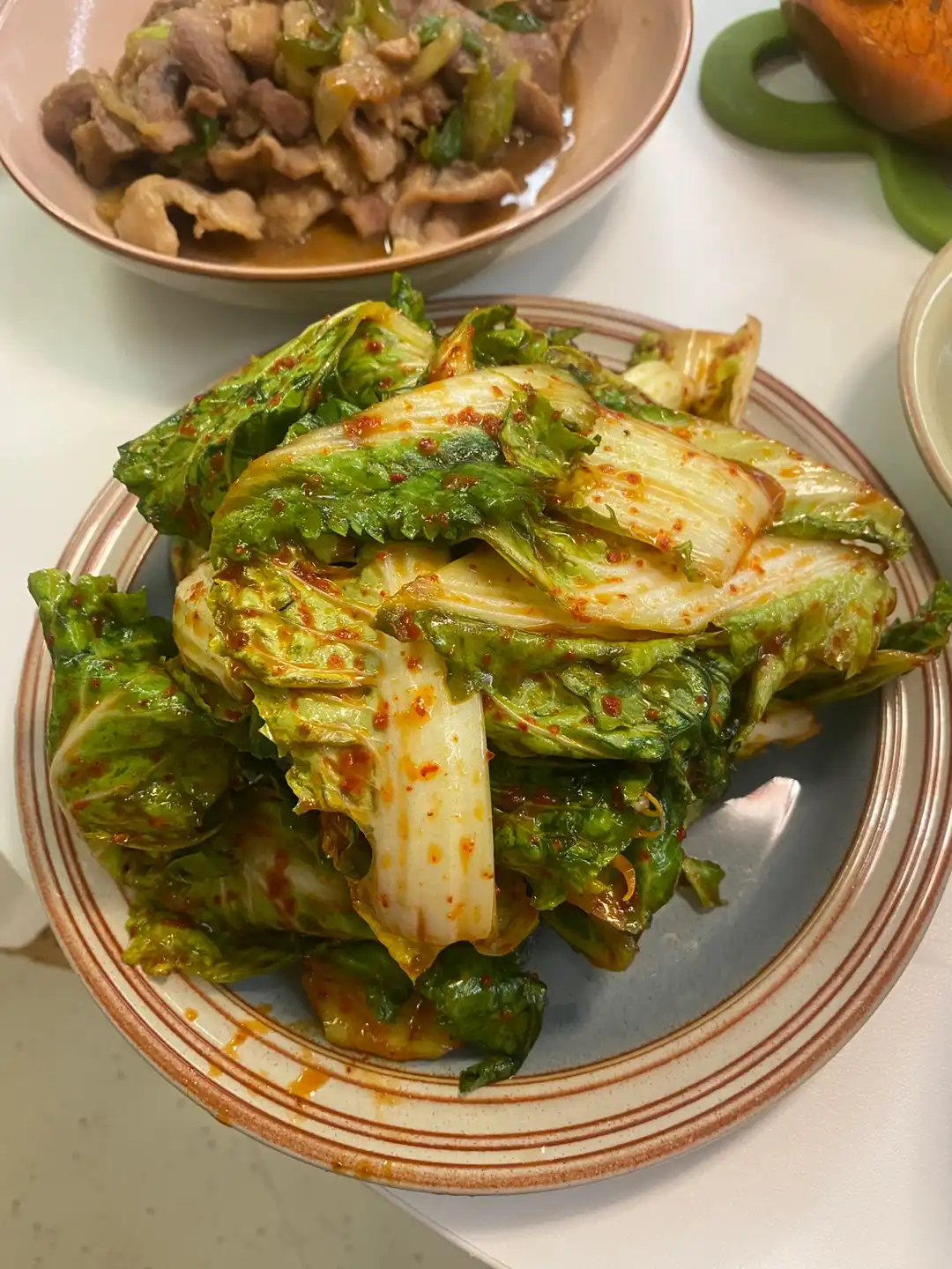 봄동무침-접시-이미지