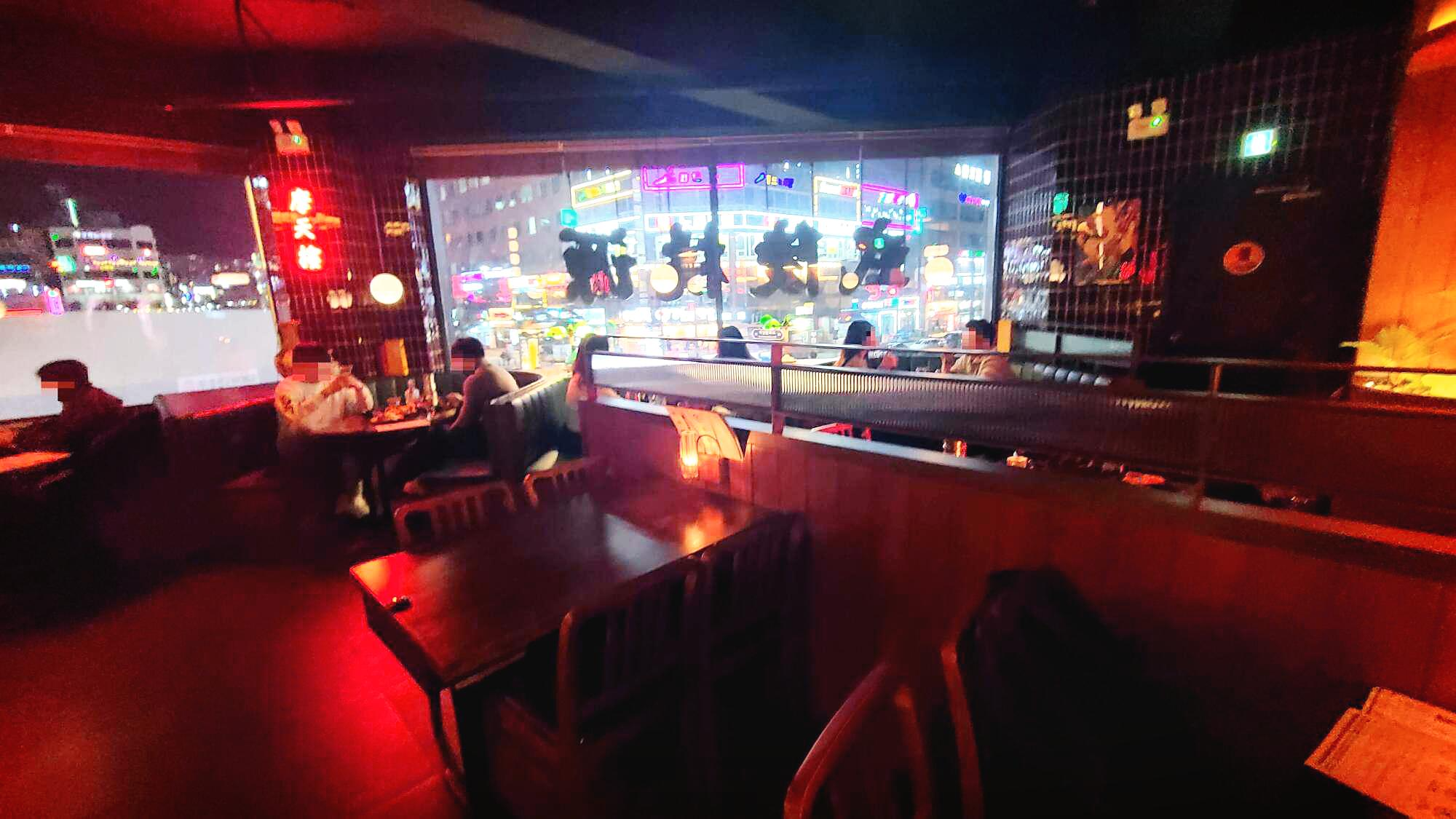 용용선생-계양구청점-내부-분위기-4