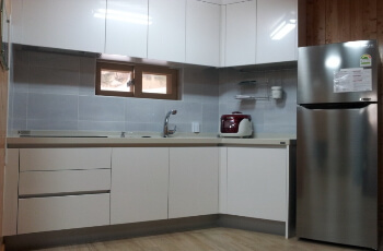 축령산 자연휴양림 숲속의 집 백합 6인실_2