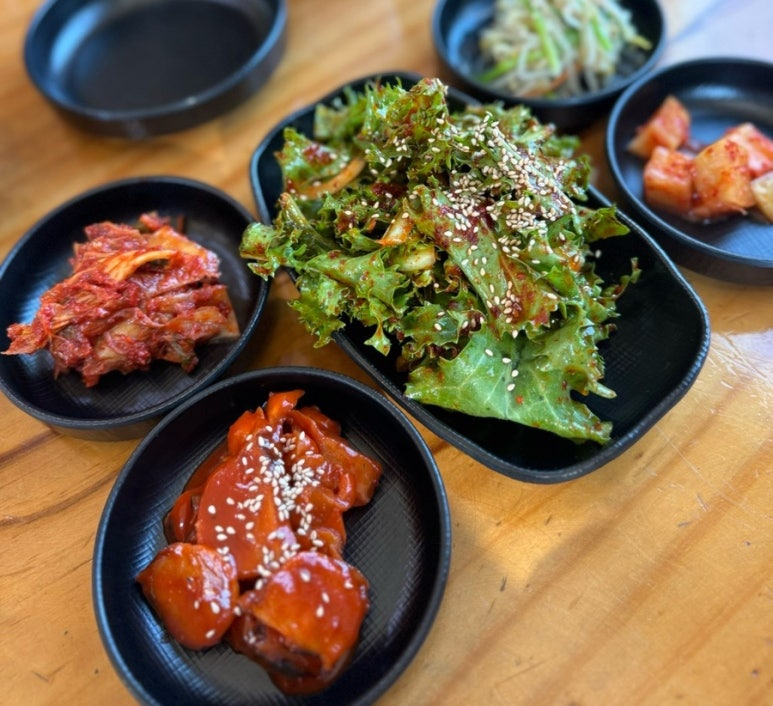 자연다슬기 반찬