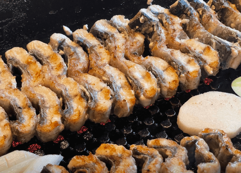 토밥즈 토요일은 밥이 좋아 강화도 갯벌 장어구이 강남 맛집