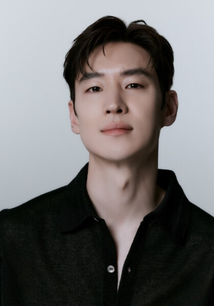 배우 이제훈