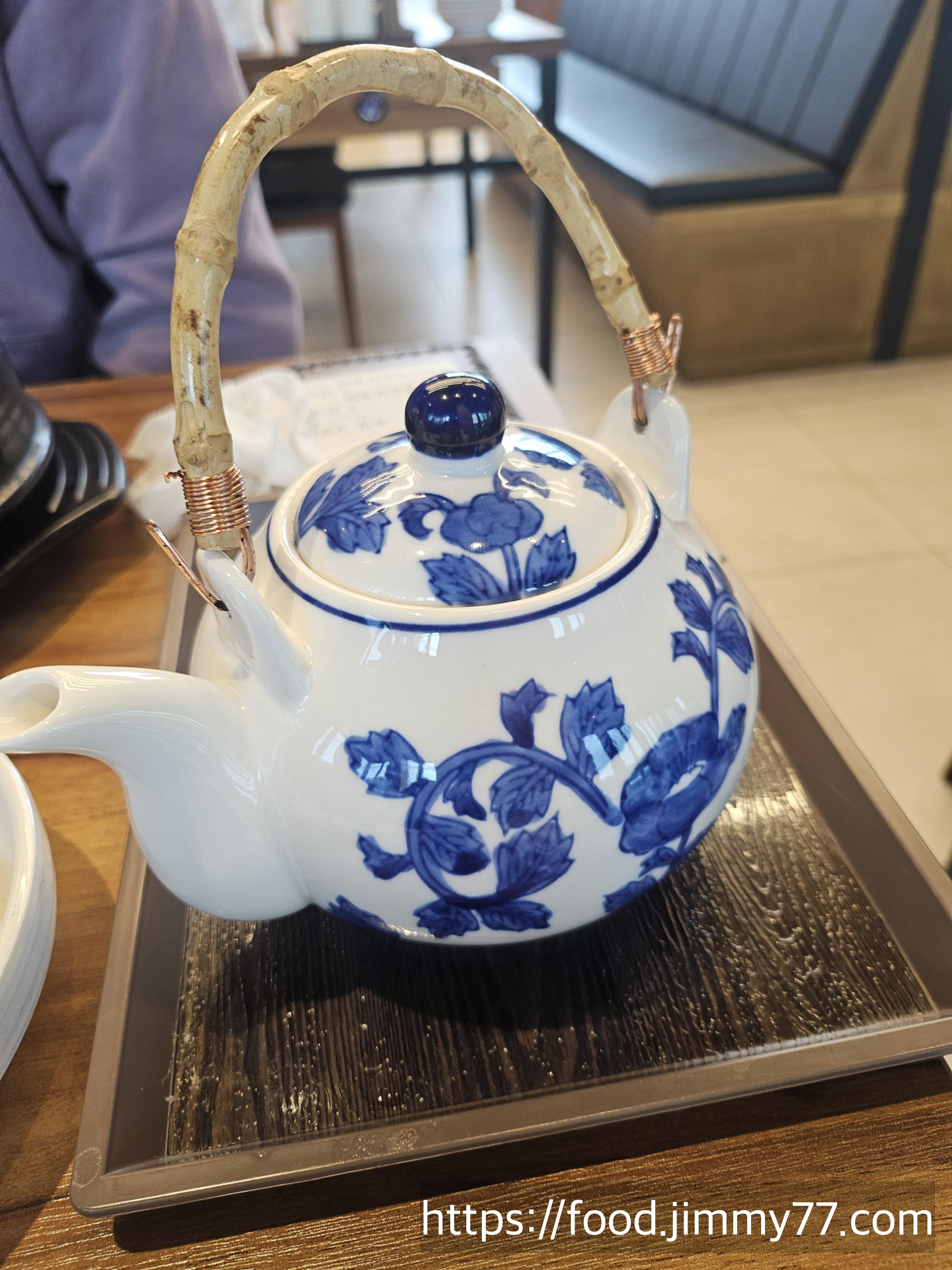 이우철 한방누룽지 삼계탕