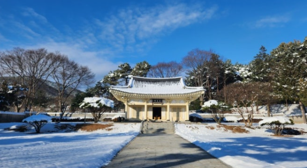 매헌기념관