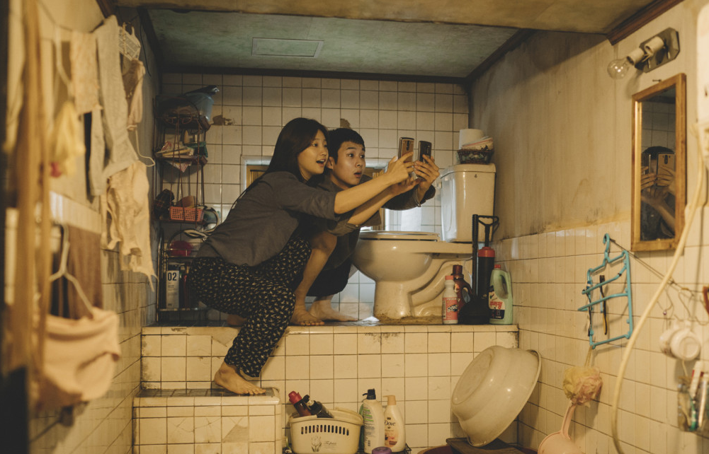 영화 기생충의 한 장면