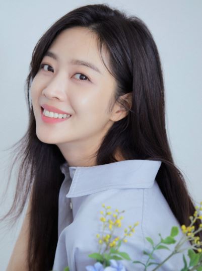 김수현 조보아 디즈니 넉오프 프로필 드라마 나이