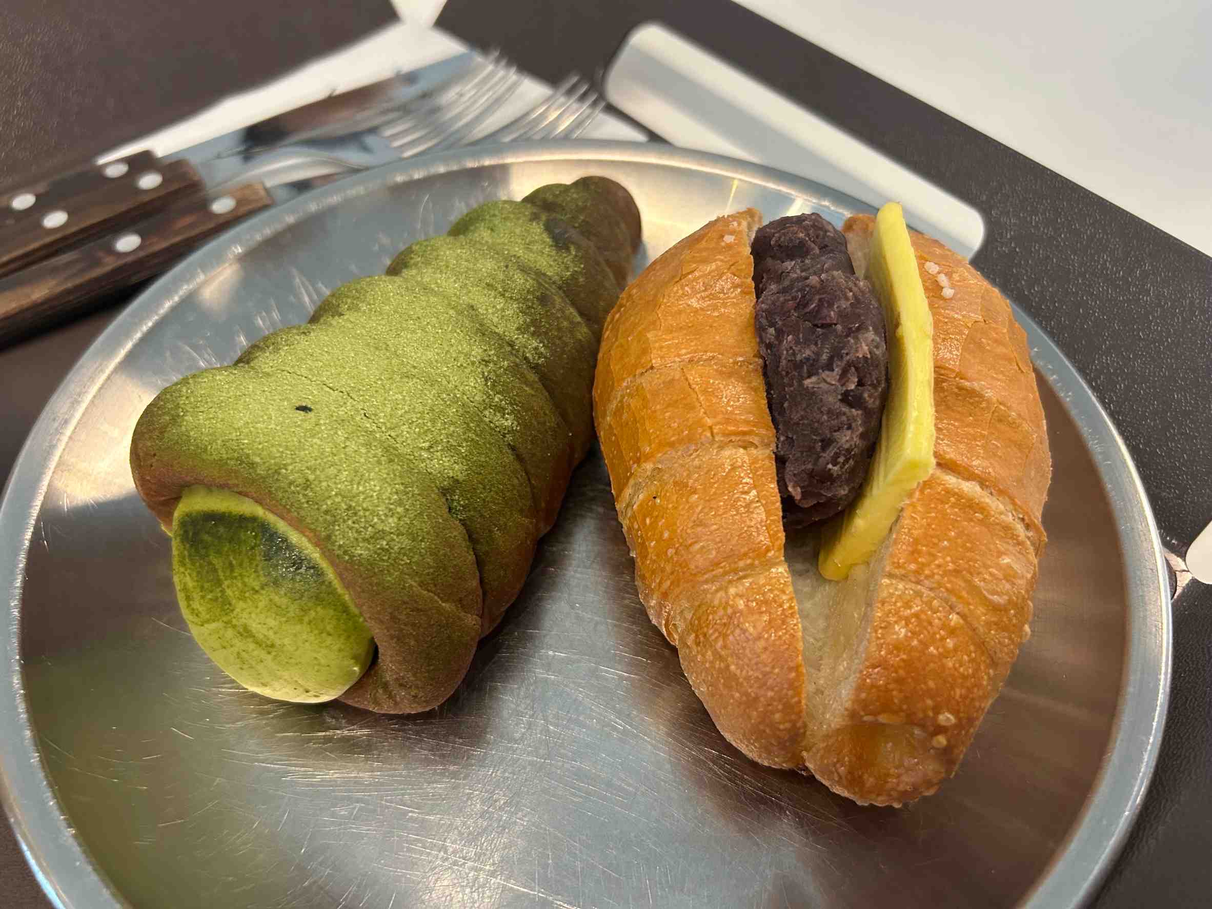 르디투어 말차초코소라빵, 앙버터 소금빵