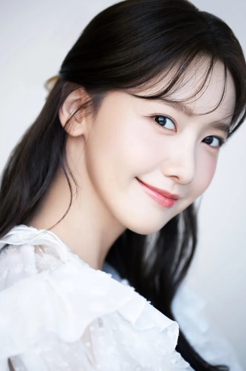 윤아 최근 근황 총정리: 드라마, 화보, SNS 활동까지