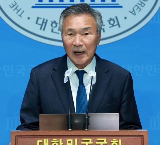 손학규&amp;#44; 병립형 선거제도 주장하는 이재명 비판 기자회견