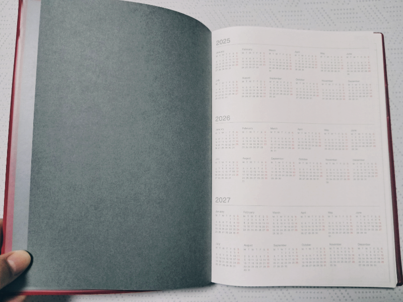 질리지 않는 &lsquo;순백&rsquo;의 미학