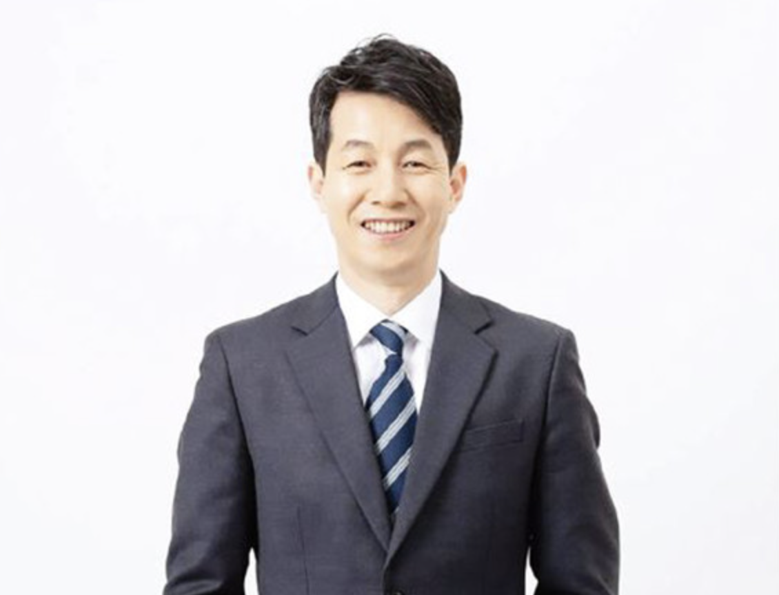 윤건영 프로필