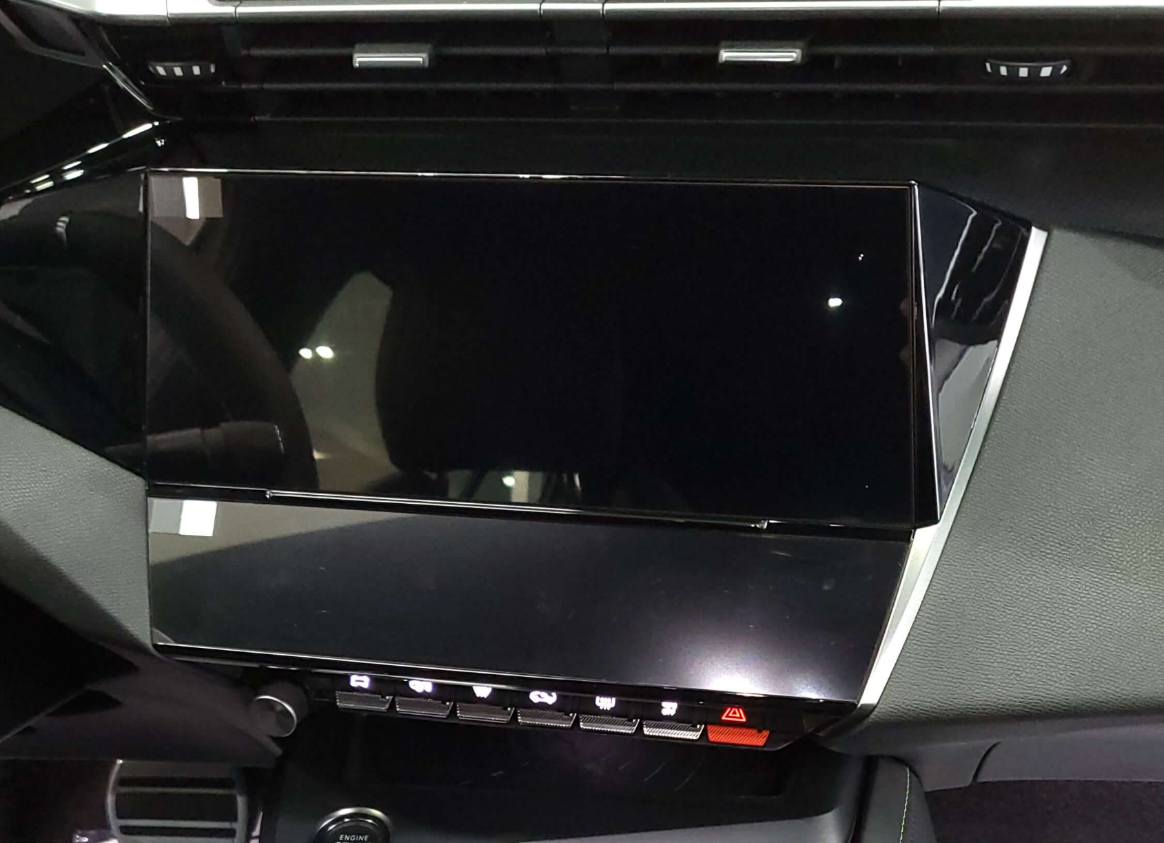 푸조 408 아이토글